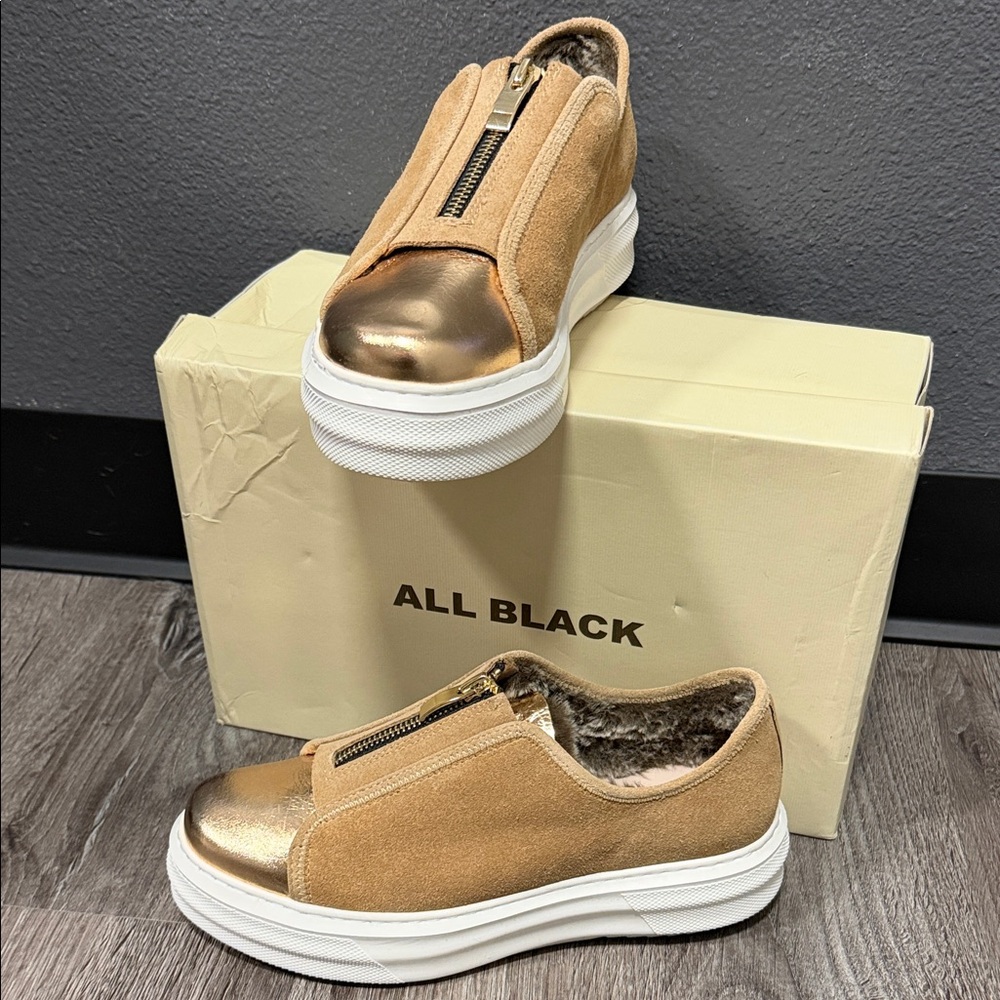 All Black Sneakers . Faux fur lined Winter zip Trainer. NEW in Box